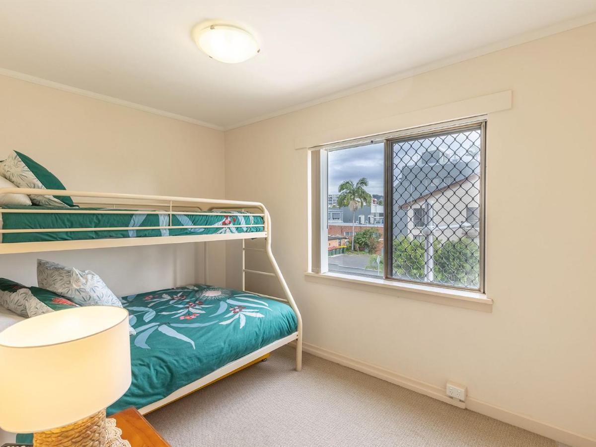 Teramby Court, 10,104 Magnus Street - Unit In Nelson Bay Cbd, With Water Views, Air Con And Wi-Fi Apartment Luaran gambar