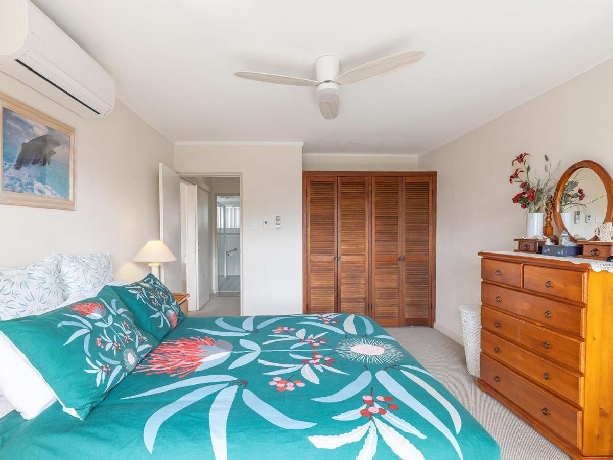 Teramby Court, 10,104 Magnus Street - Unit In Nelson Bay Cbd, With Water Views, Air Con And Wi-Fi Apartment Luaran gambar